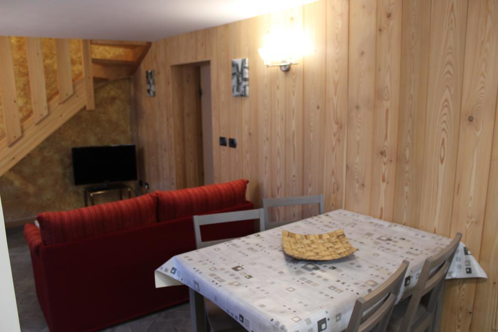 Maison Leveque Brusson Kültér fotó